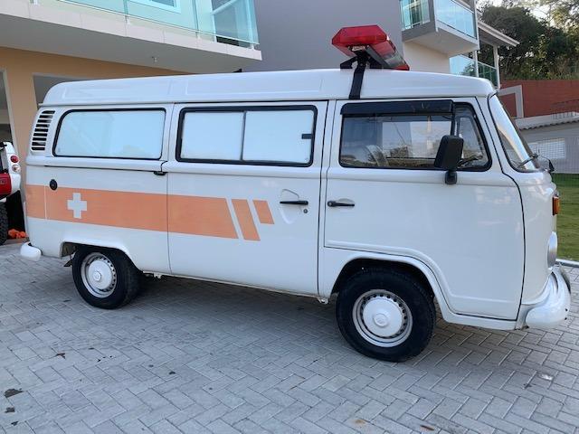 Kombi 2005 12.000km rodados Ambulancia Reliquia Raridade Unica - Foto 4