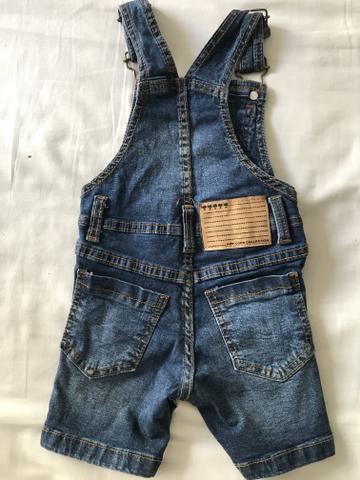 Jardineira jeans infantil - Foto 2