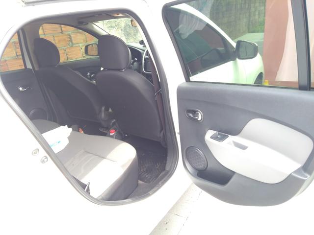 Renault Logan 1.6 2017 - Foto 2