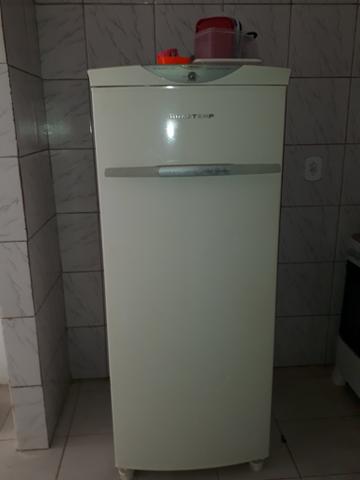 Geladeira com defeito