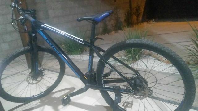 Bicicleta Oxer Semi Nova!