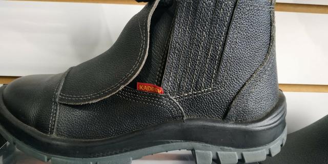 Botas, botinas, calçados de segurança - Foto 2