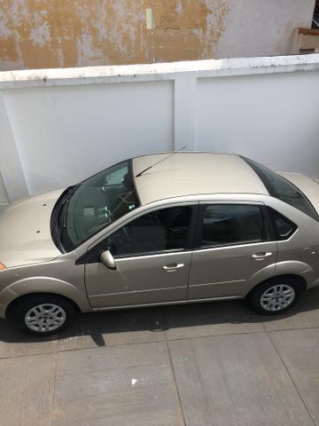 Ford Fiesta Sedan - Foto 6