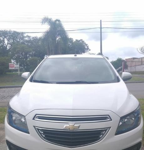 Torro Chevrolet Onix e Renault Sandero