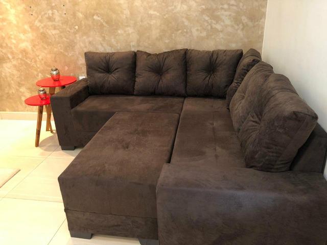 Sofá de canto 2 x 2 mt com puff