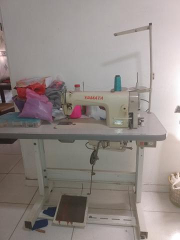 Máquinas de costura Reta e Galoneira