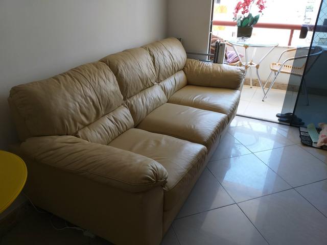 Sofa 3 lugares de couro