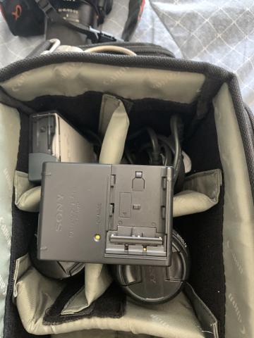 Vendo câmera profissional Sony - Foto 4