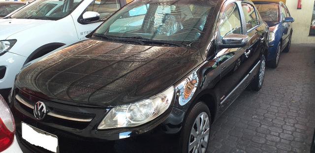 VW/ Voyage 1.0 completo top exta 2011