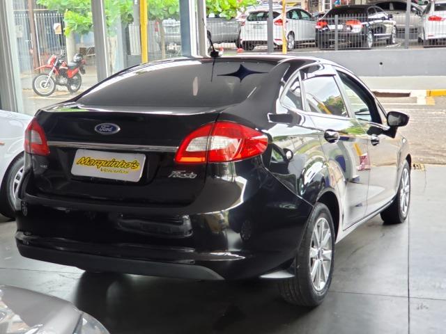 Ford Fiesta SE Sedan 2011 - Foto 2