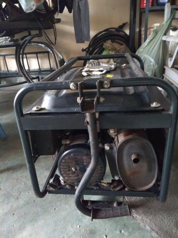 Vendo gerador Matsuyama a gasolina 3500 6,2hp , valor 1600 super conservado - Foto 3