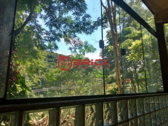 Ótima casa com 1 suíte em Itaipava.