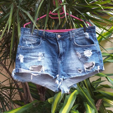 Short jeans