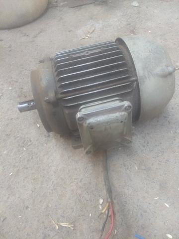Motor trifásico aceito troca por celular - Foto 4