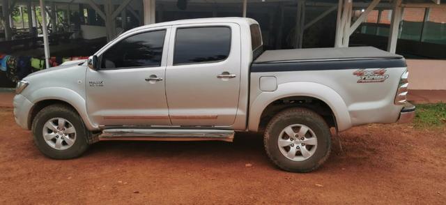 Vendo Hilux - Foto 2