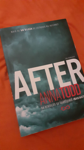 Livro After da Anna Todd