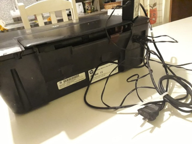 Impressora Multifuncional Hp Deskjet 2050 - Foto 3