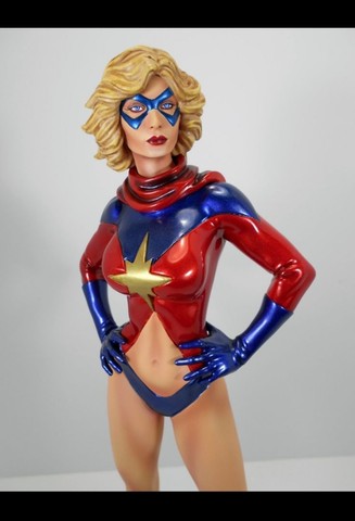 Ms. Marvel Versão Clássica 1970 Bowen Designs  - Foto 2