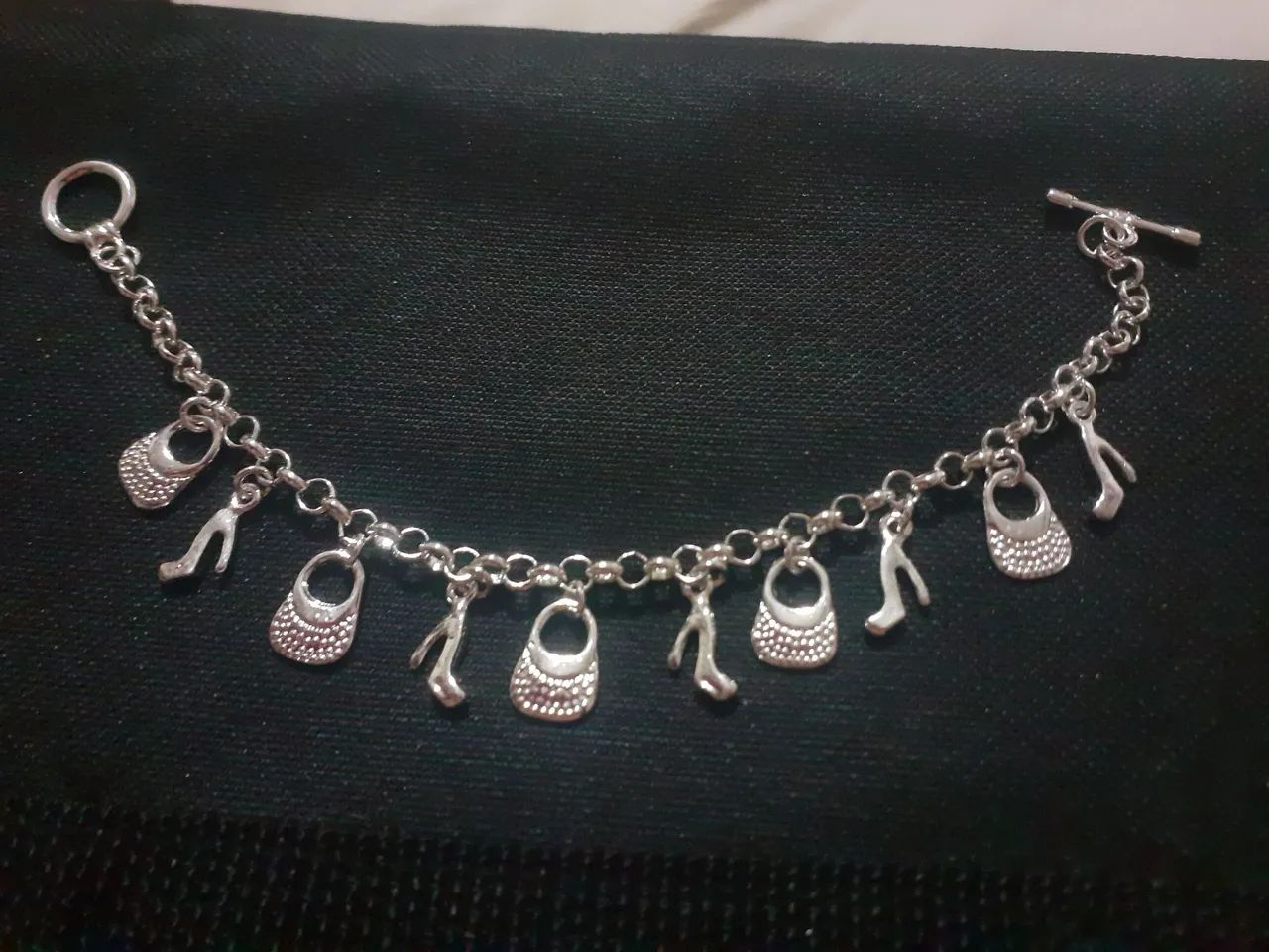 Pulseira de Prata 925 com Pingentes de Bolsa e Sapato - Foto 3