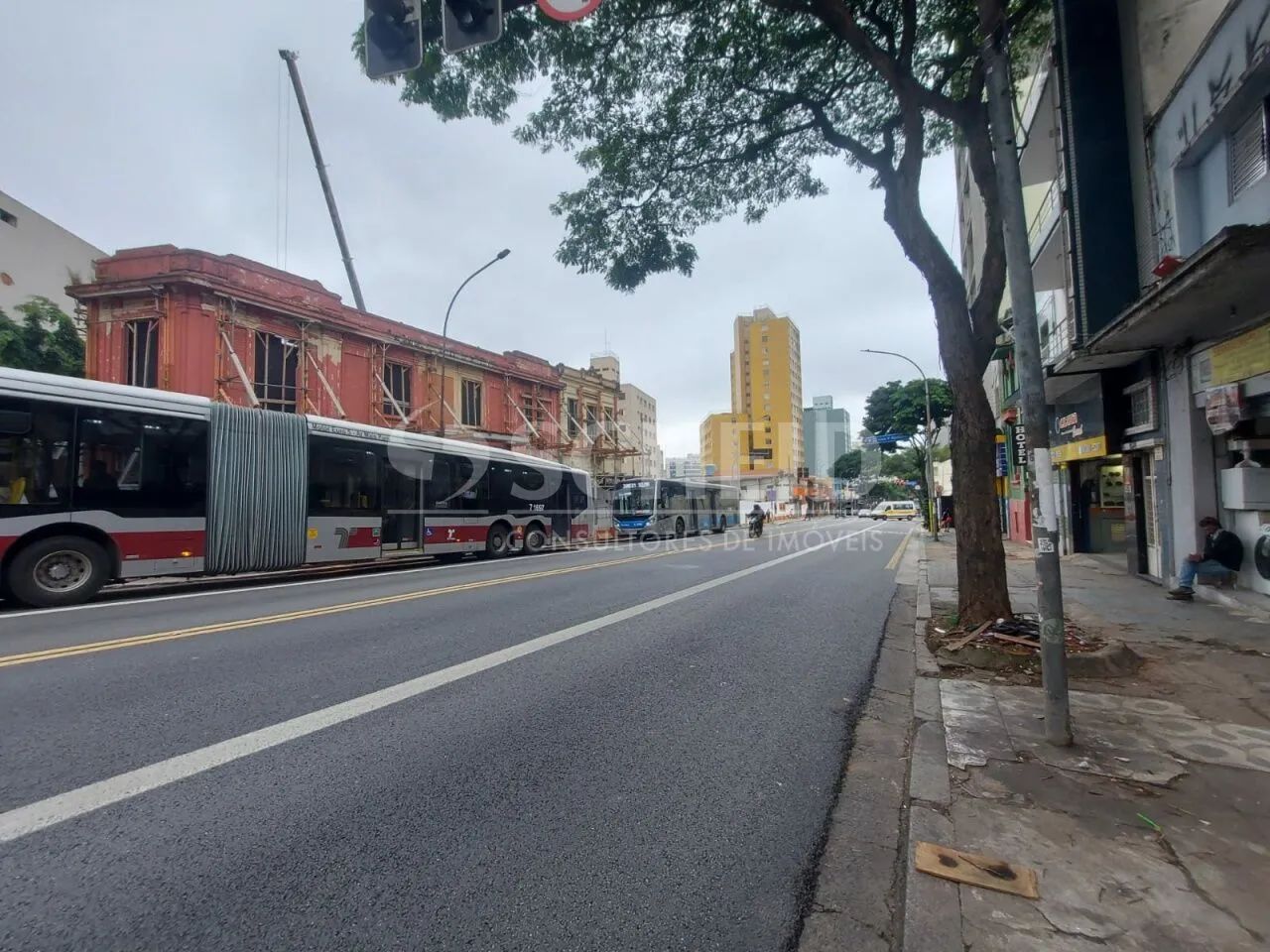 Imóvelcomercial para Locação, 316m², Salão com vão livre, Cozinha, 4 Banheiros, Cozinha es - Foto 4