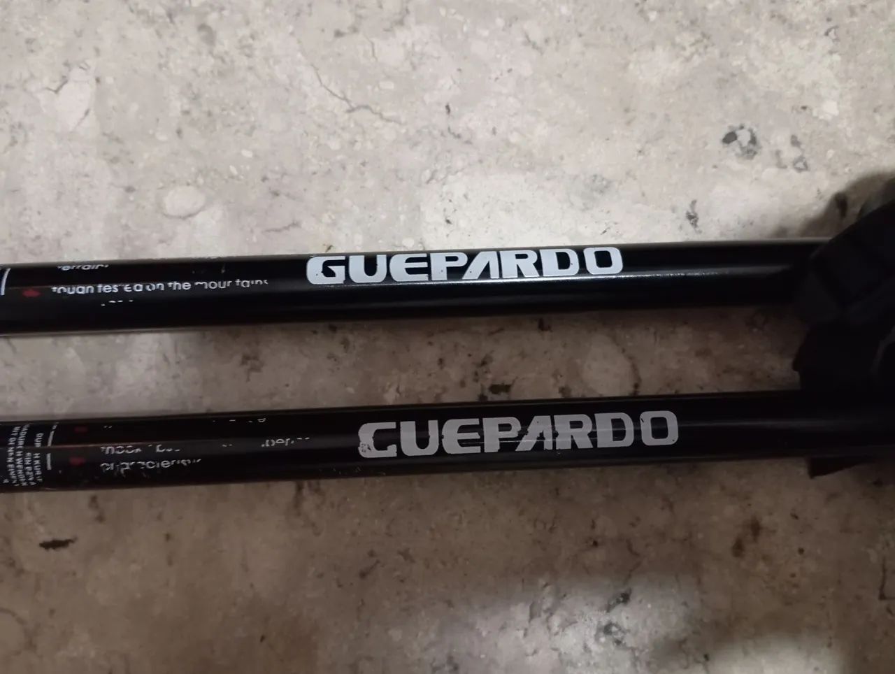 Bastões de caminhada anti-choque - Foto 2