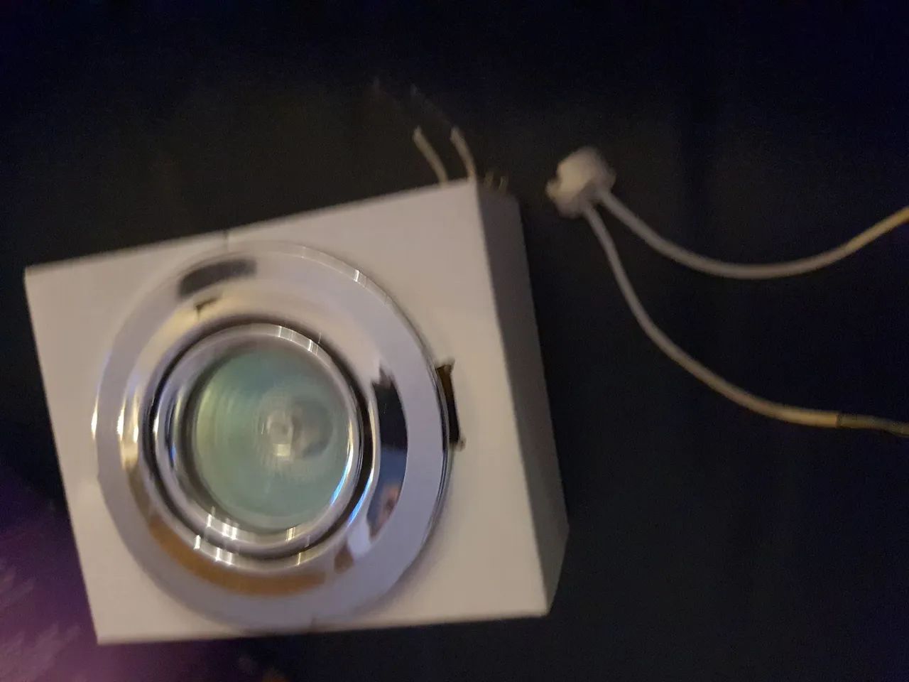 Kit completo luminária Lâmpada 50W Luz Quente - Foto 5