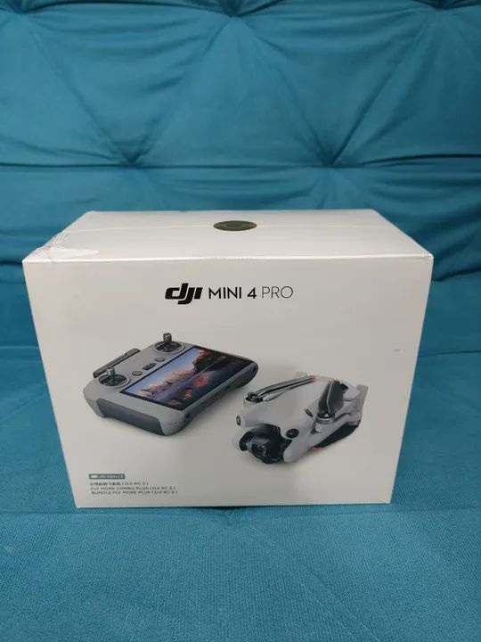 Drone DJI Mini 4 Pro Fly More Combo plus - novo 