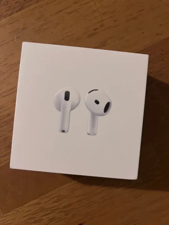 Apple AirPods (4ª Geração) - Novos