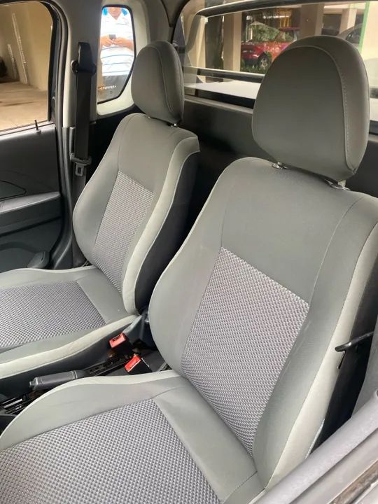 Montana Lsi 2015 Preta Completa Ar Dir Trio Som Revisada R$ 36.000,00 - Foto 3