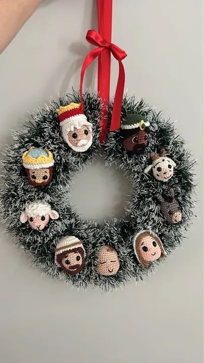Guirlanda de Natal em amigurumi 