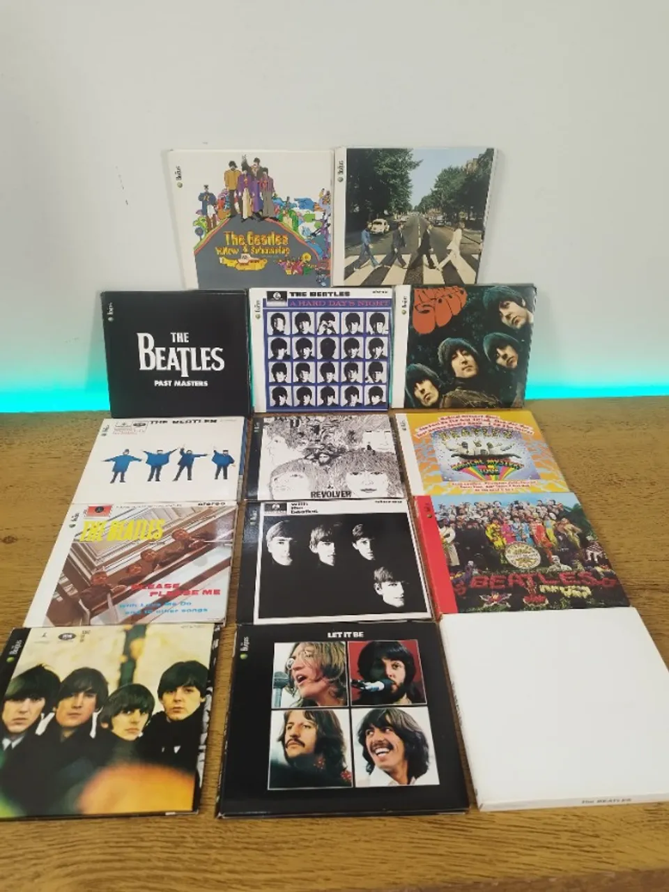14 Álbuns / 16 Cd's- The Beatles: Discografia - Remaster 2009