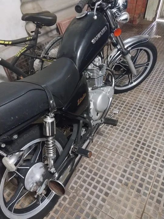 Suzuki Intruder *MARAVILHOSA* - Foto 4