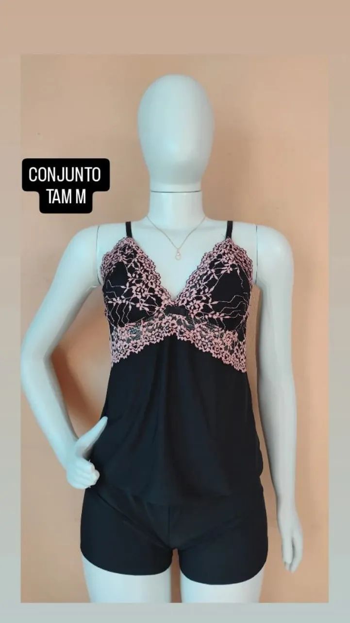 Conjunto de Lingerie Preto com Renda