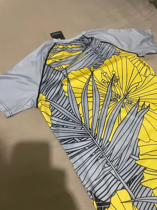 Rash Guard de Treino Cody Lundin - Unissex - Tamanho M - Foto 3