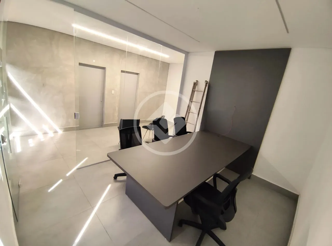Casa Residencial Ampla + Salão Comercial no bairro Goiabeiras - Terreno de 1.050 m² - R$ 1
