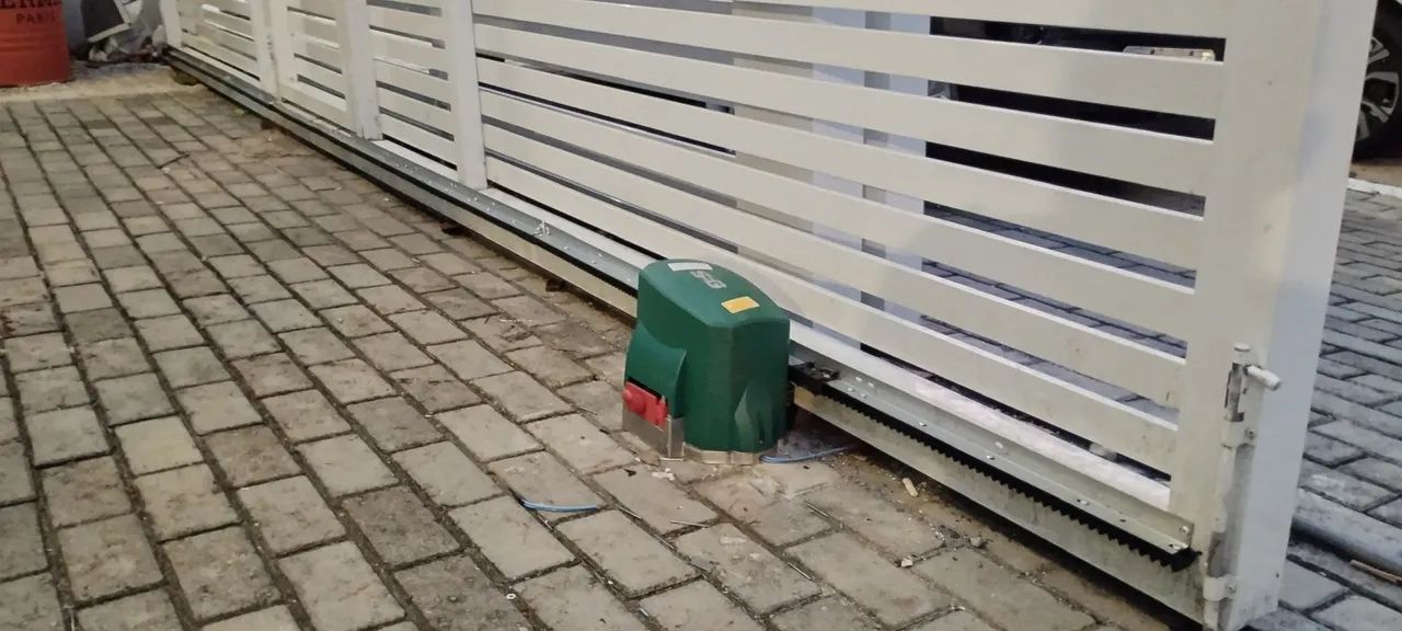 Técnico de portão automático. portão deslizante, portão pivotante e basculante.<br> - Foto 4