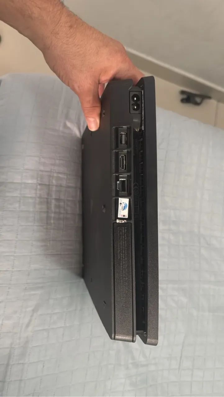 Ps4 slim 500 gb muito novo - Foto 2