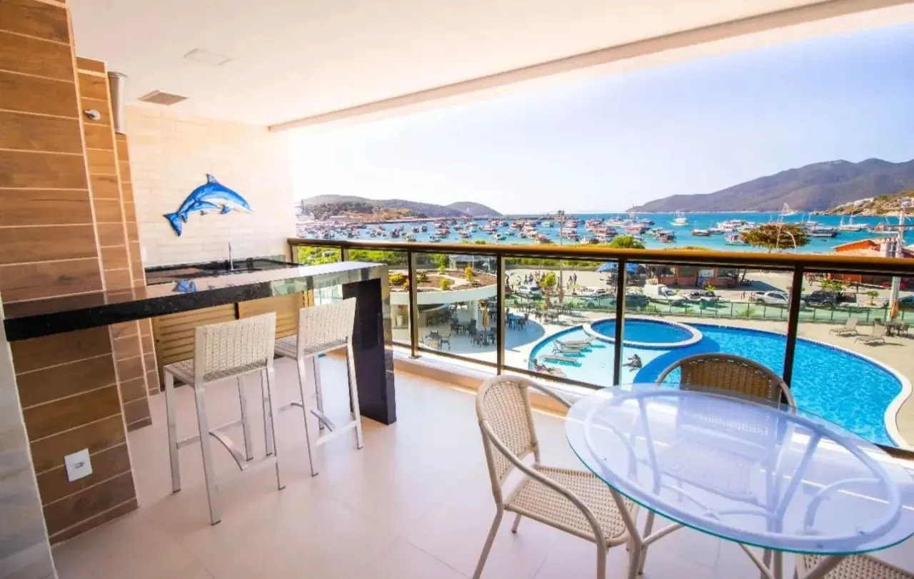Apartamento com 3 dormitórios à venda, 12 m² por R$ 1.200.000 - Praia dos Anjos - Arraial 
