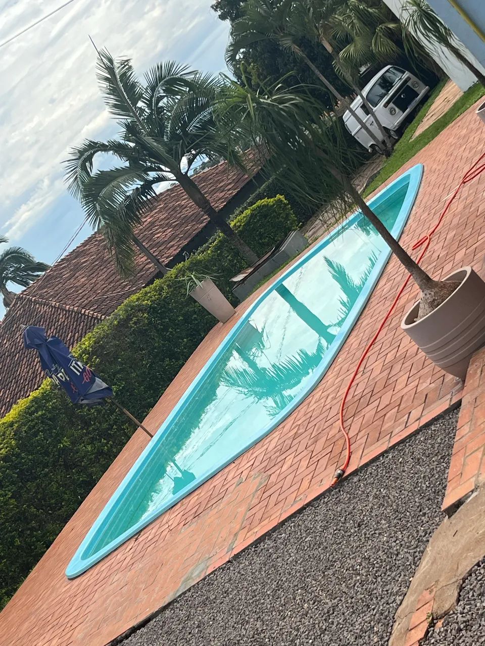 Alugo piscina com churrasqueira, piscina,cocina - Foto 2