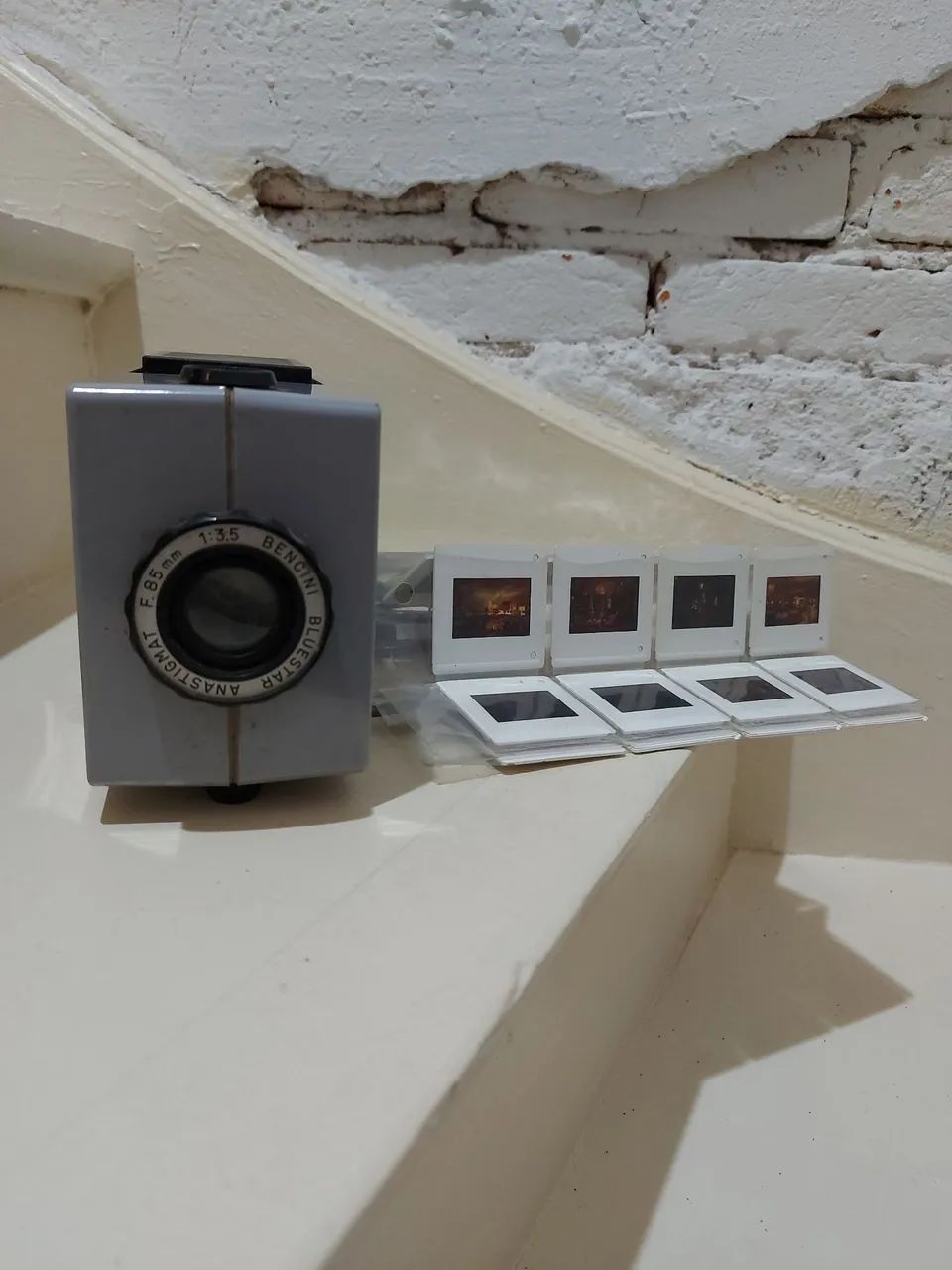Projetor de slides italiano da marca BENCINI - Foto 6