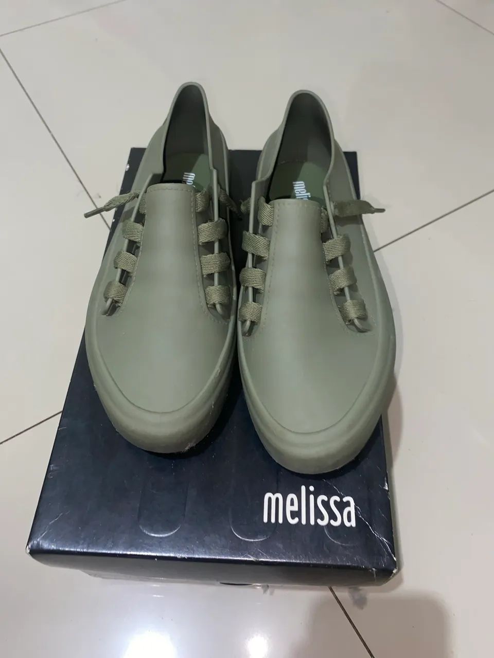 Vendo Tênis Melissa Verde Militar  - Foto 4
