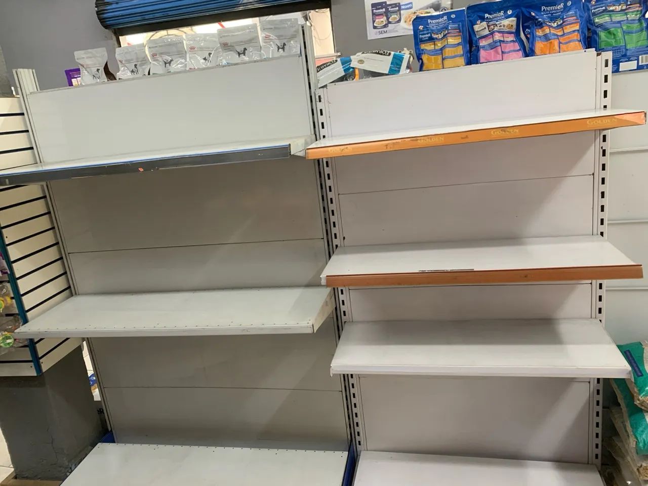 Gôndola para mercado, pet shop armazém- usada