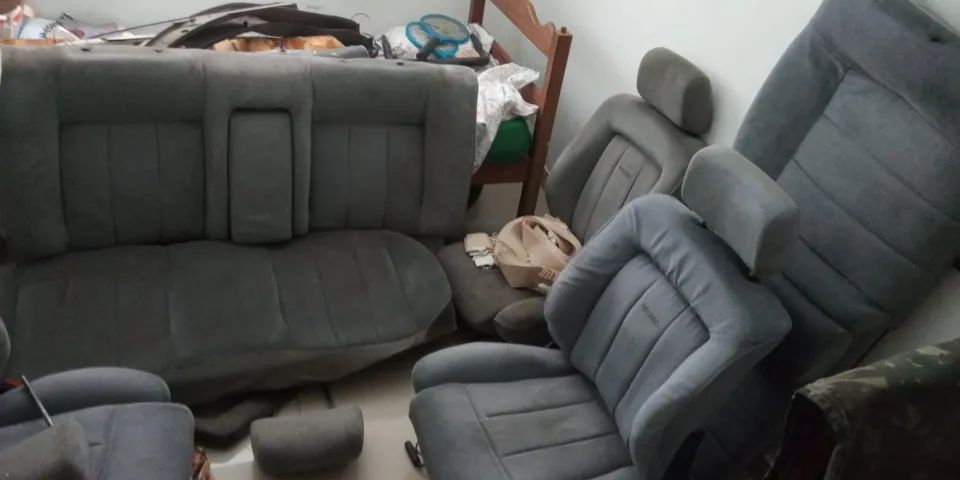 Jogo de Bancos Recaro Original Santana Executivo EX 90 91 Tecido Veludo Completo Excelente