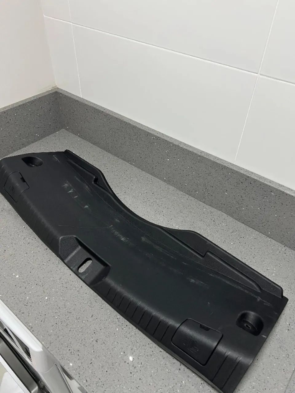 Acabamento Soleira Porta Malas Yaris