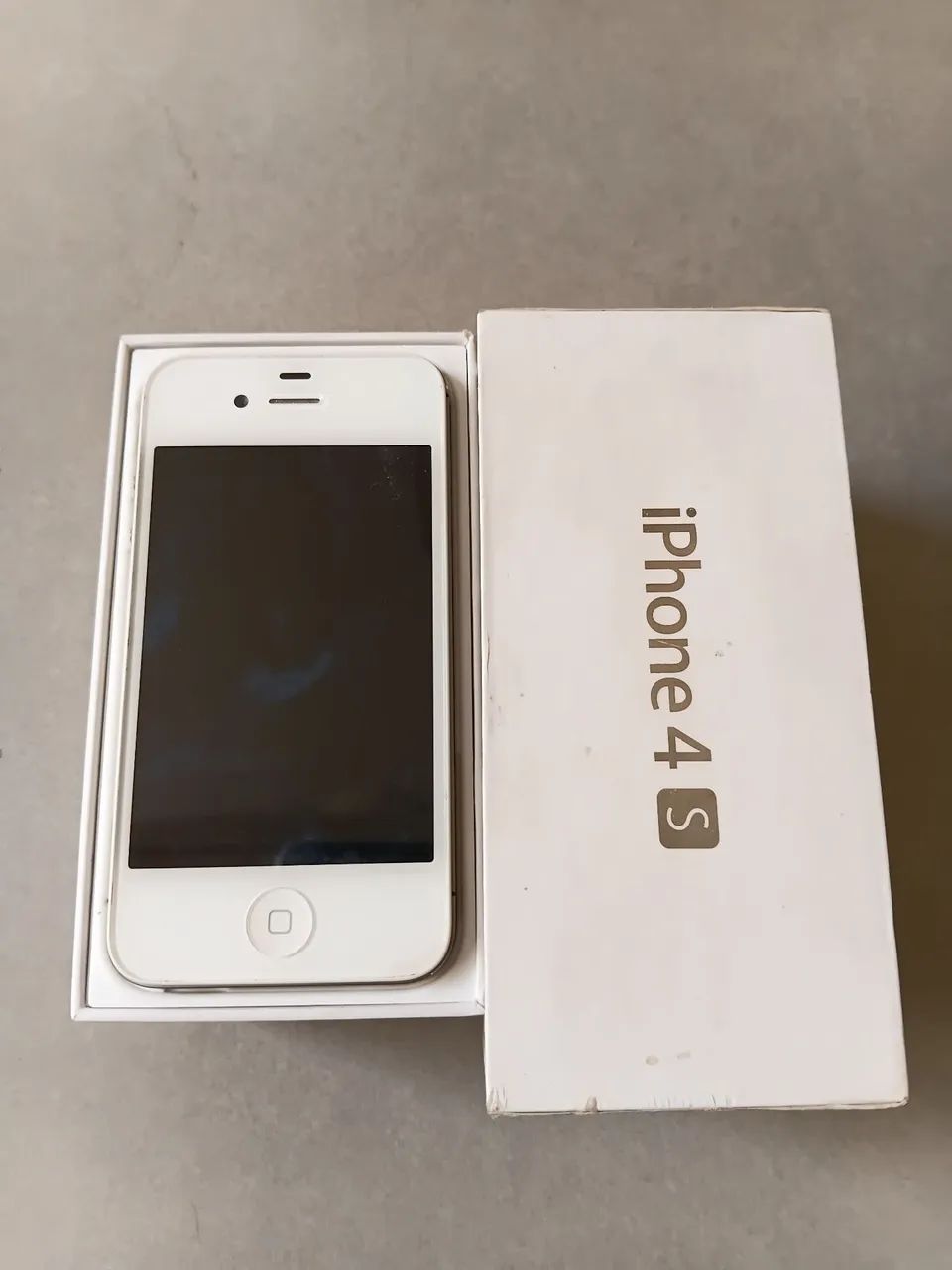 Apple iPhone 4S 8GB Branco usado colecionador - Celulares e