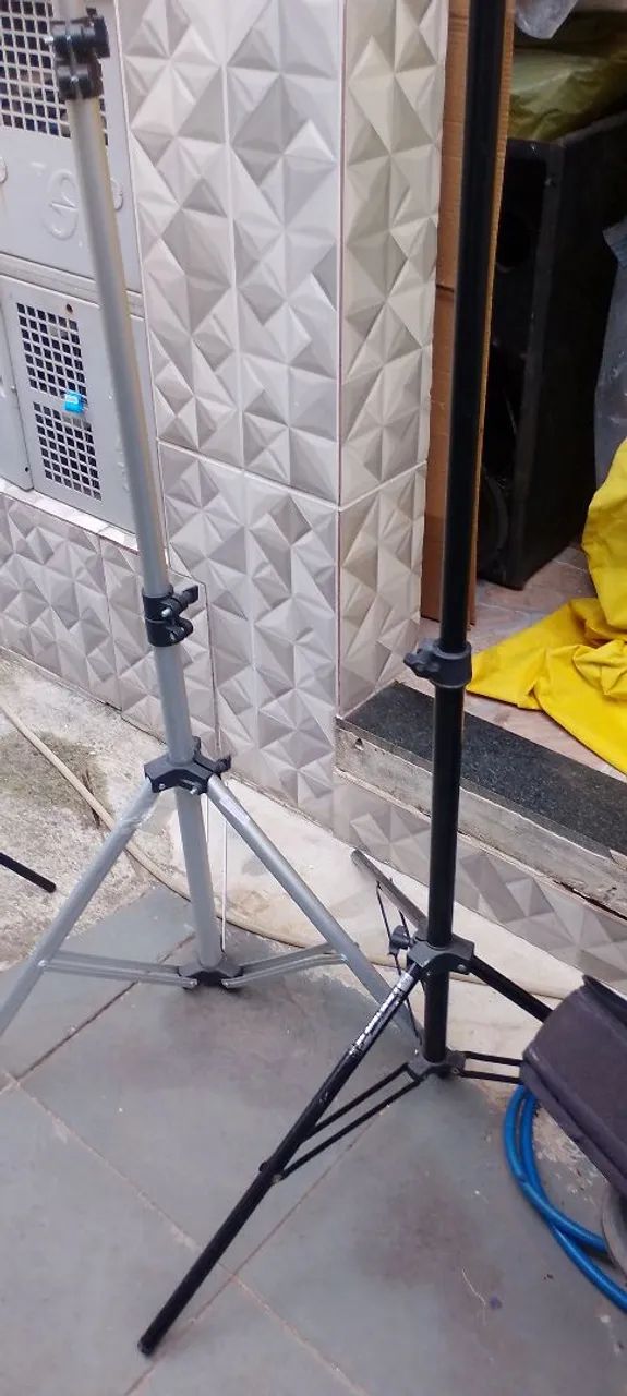 4 Tripés e equipamentos para fotografia  - Foto 4