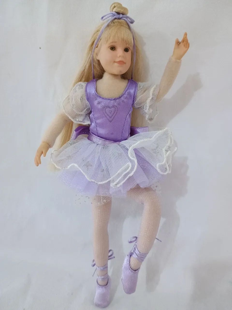 Bailarina antiga de tecido com arame  - Foto 2