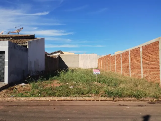 Terreno 250m² à venda no Bairro Jardim Alvorada - Castilho SP