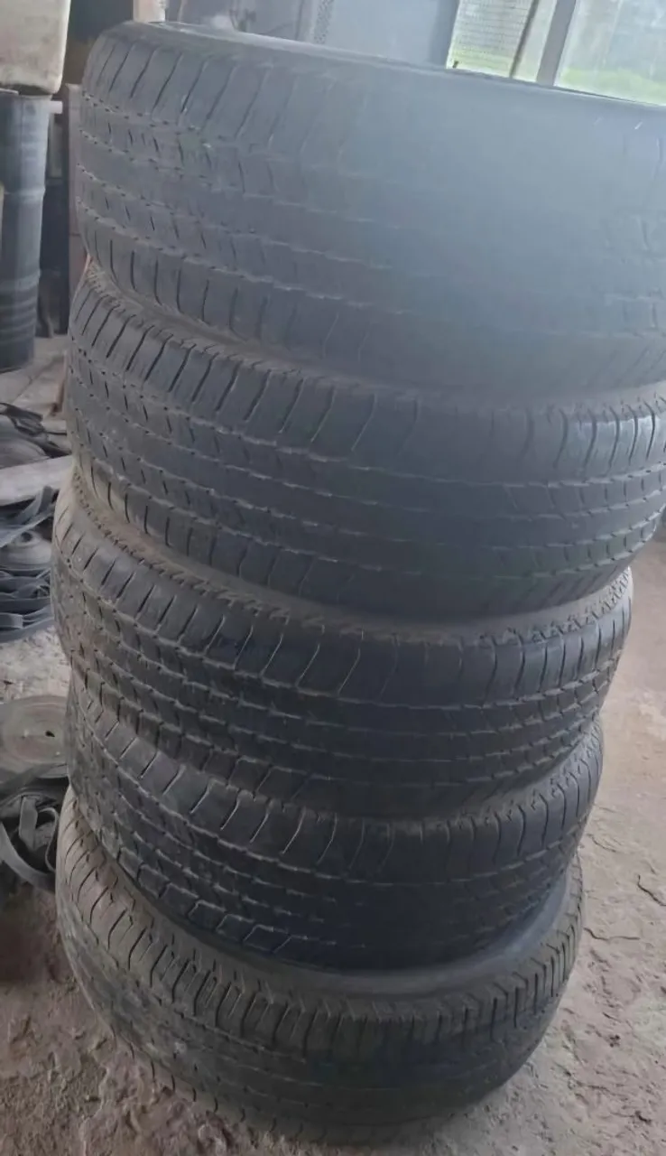 Pneus 265 / 60 / R18