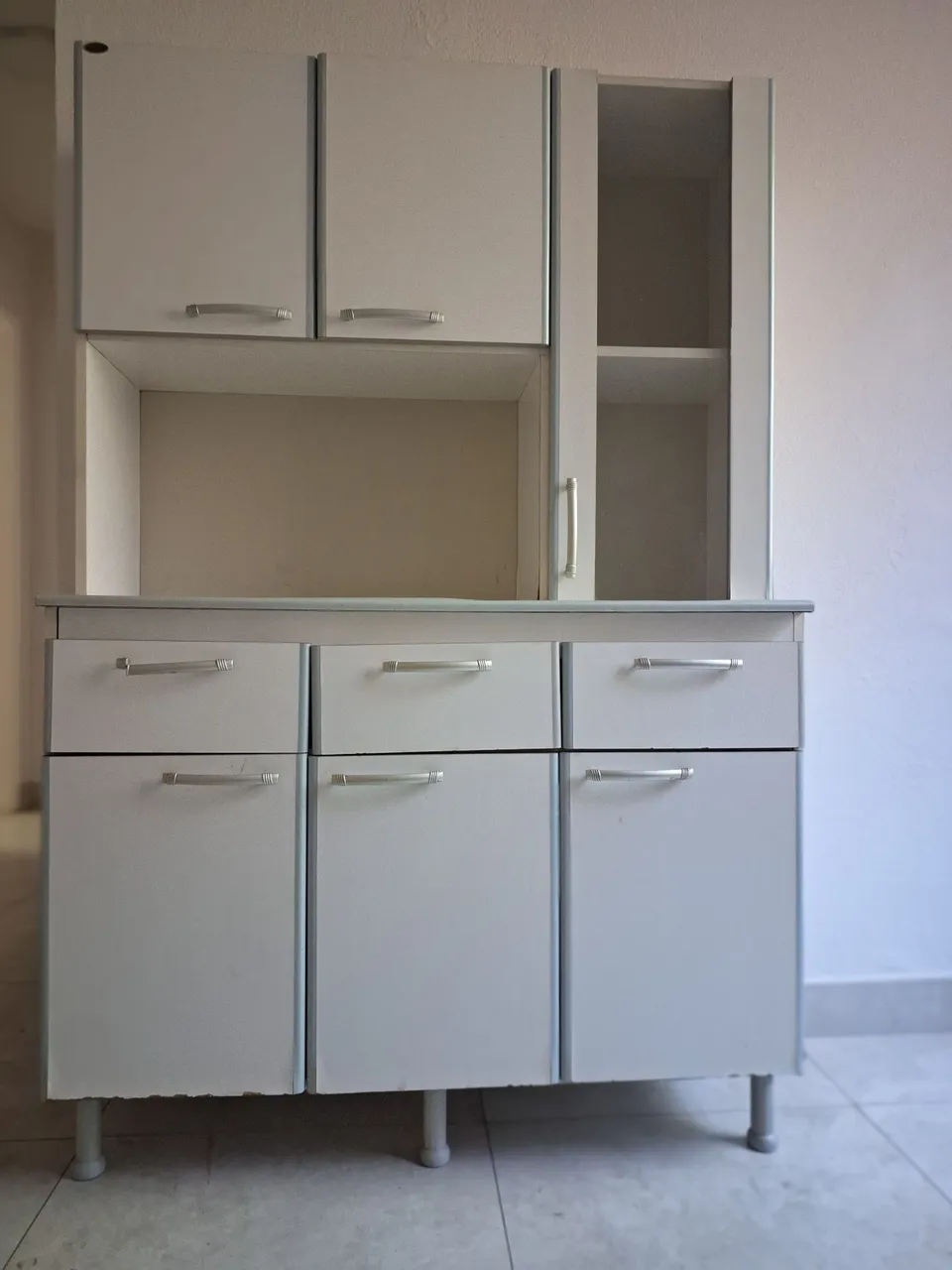 Armário de Cozinha Usado - Ótimo estado!